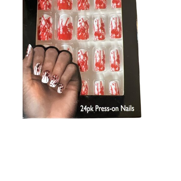 Halloween Essentials Coffin Crawlers 24pk Self-Adhesive Red White Press On Nails - Picture 4 of 5